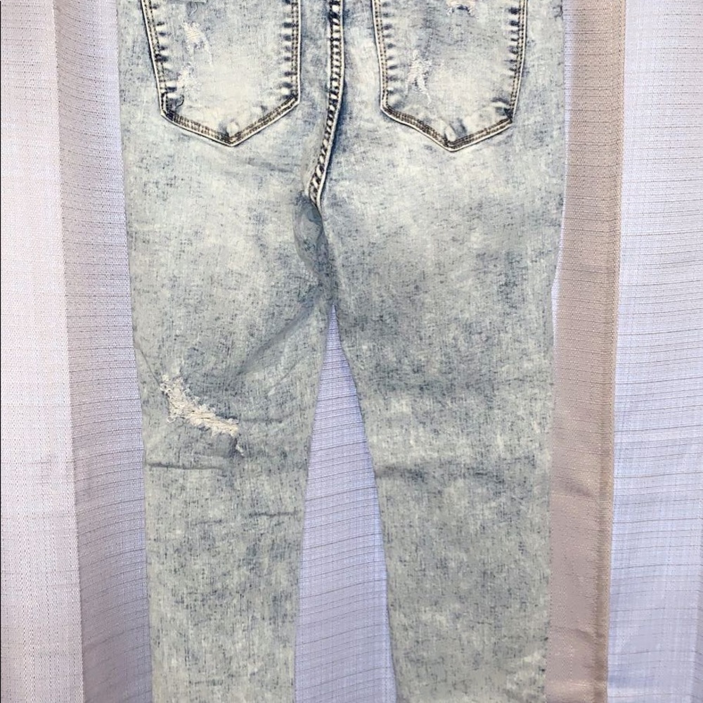 never worn but tag is off